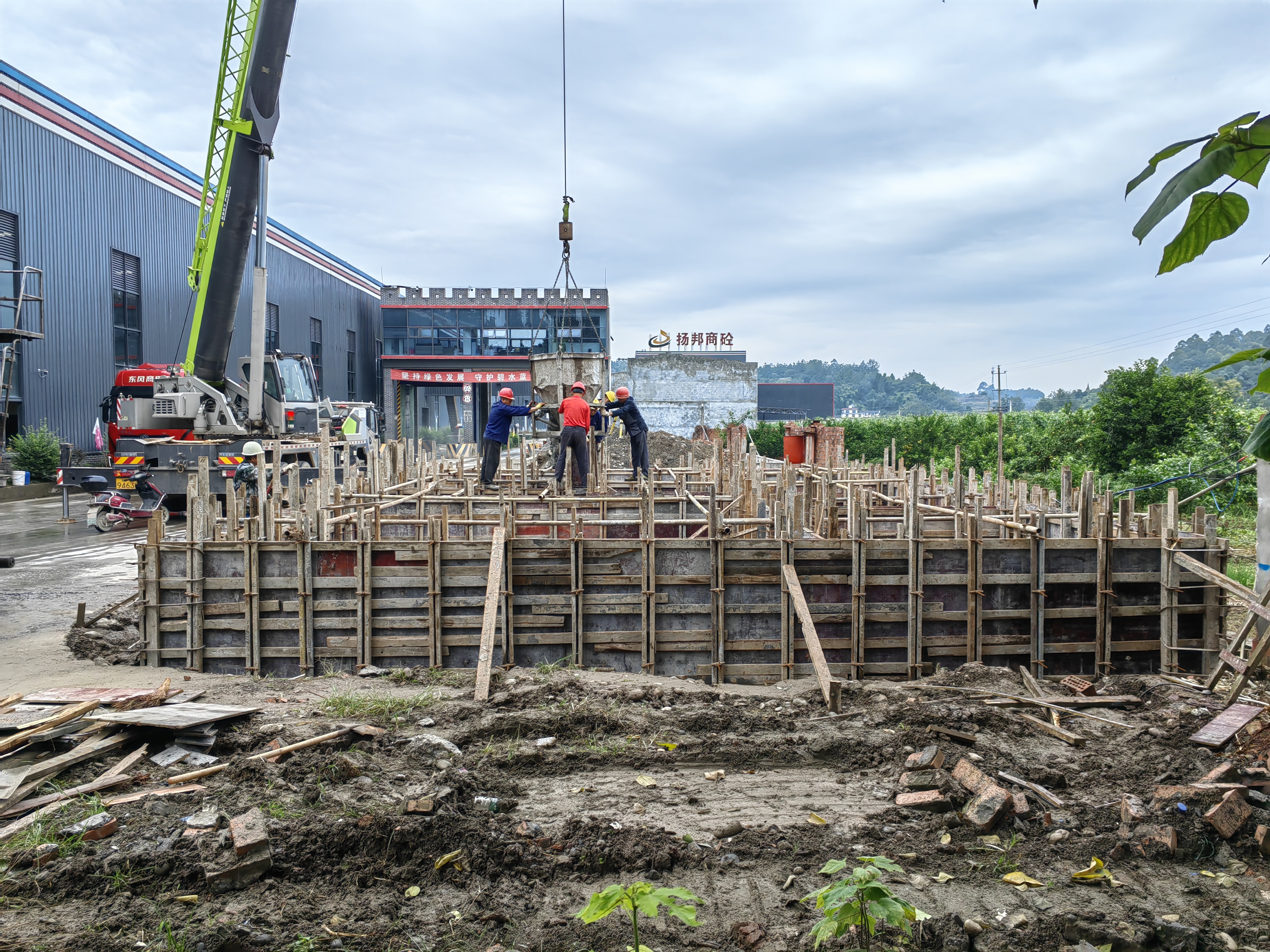 裝配式別墅修建圖片